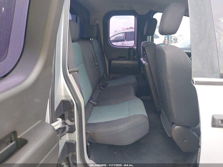 2004 Nissan Titan Xe VIN: 1N6AA06AX4N532752 Lot: 43664855