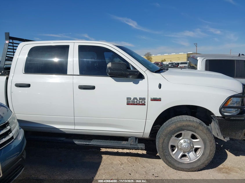2018 Ram 2500 Tradesman 4X4 8' Box VIN: 3C6UR5HJ2JG284284 Lot: 43664858