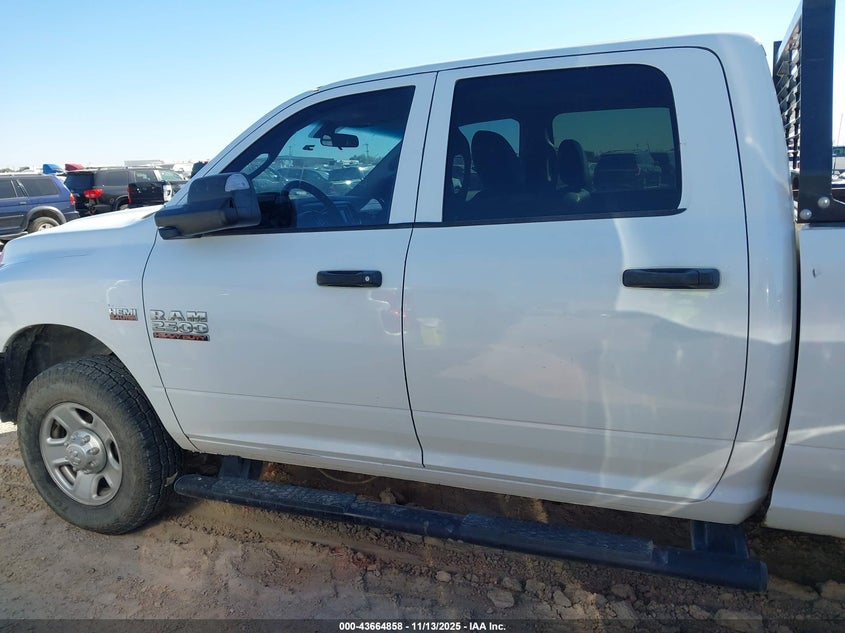 2018 Ram 2500 Tradesman 4X4 8' Box VIN: 3C6UR5HJ2JG284284 Lot: 43664858