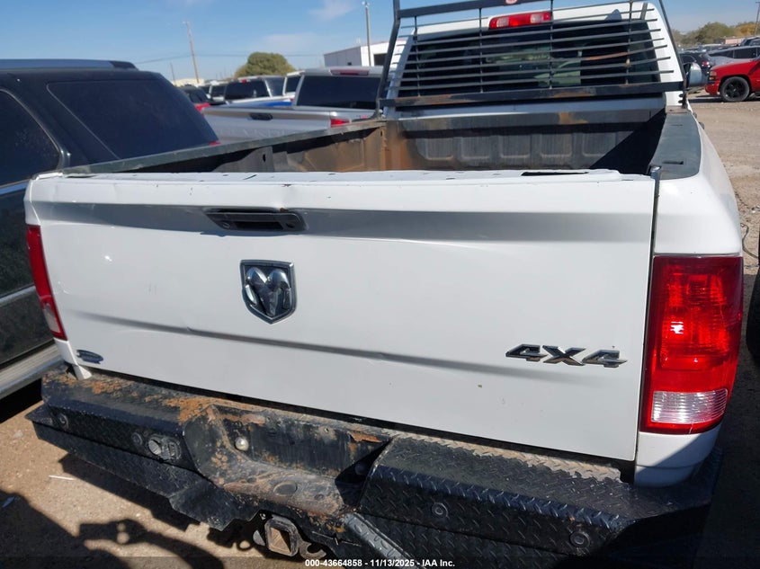 2018 Ram 2500 Tradesman 4X4 8' Box VIN: 3C6UR5HJ2JG284284 Lot: 43664858