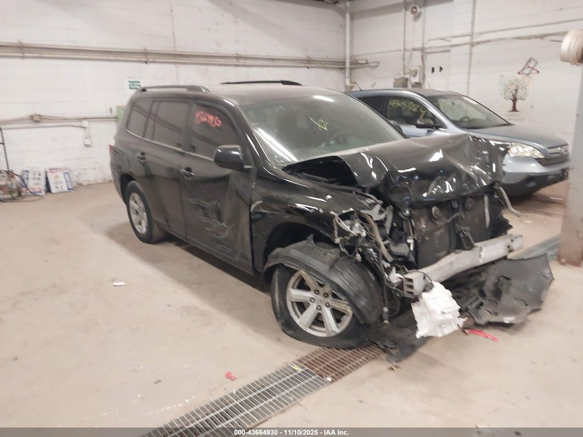 TOYOTA HIGHLANDER SE V6