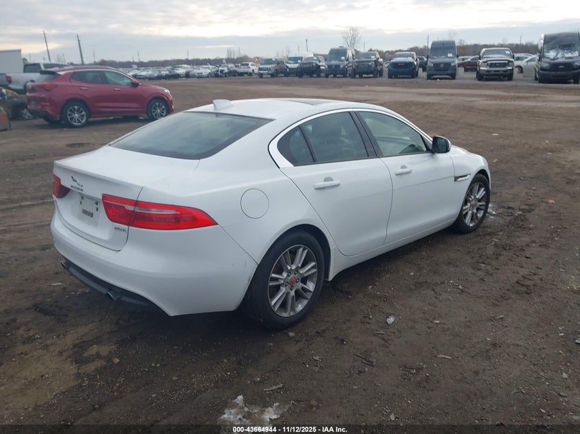 2017 JAGUAR XE 25T PREMIUM SAJAD4BG8HA972737