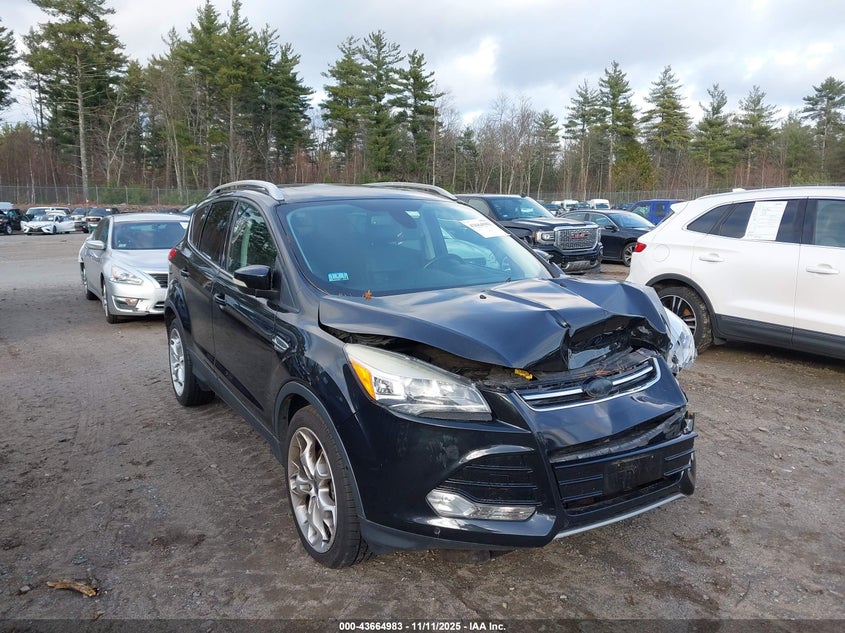 FORD ESCAPE TITANIUM