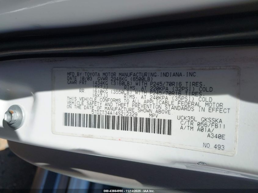 2004 Toyota Sequoia Sr5 V8 VIN: 5TDZT34A14S212329 Lot: 43664990