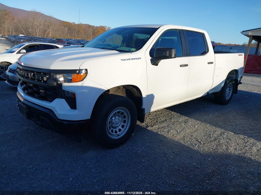 1GCPDAEK3PZ100649 2023 CHEVROLET SILVERADO photo no. 2