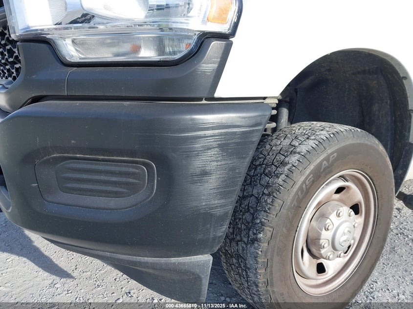 2021 Ram 2500 Tradesman 4X4 8' Box VIN: 3C6UR5HJ6MG512131 Lot: 43665010