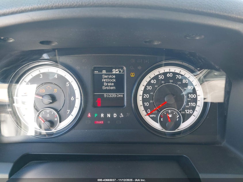 2021 Ram 1500 Classic Tradesman 4X4 5'7 Box VIN: 3C6RR7KT7MG665127 Lot: 43665037