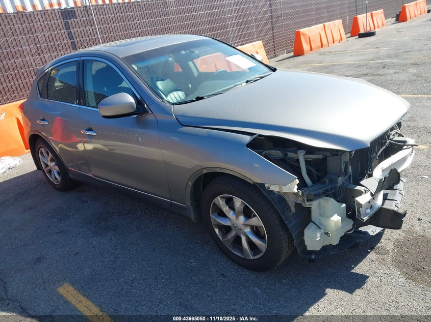 INFINITI EX35 JOURNEY