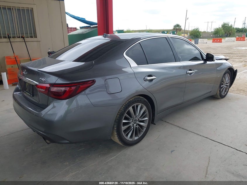 2018 Infiniti Q50 3.0T Luxe VIN: JN1EV7AP6JM351536 Lot: 43665128