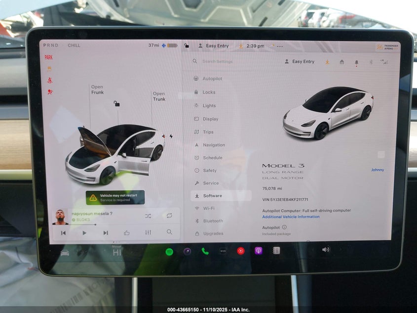 2019 Tesla Model 3 Long Range/Performance VIN: 5YJ3E1EB4KF211771 Lot: 43665150