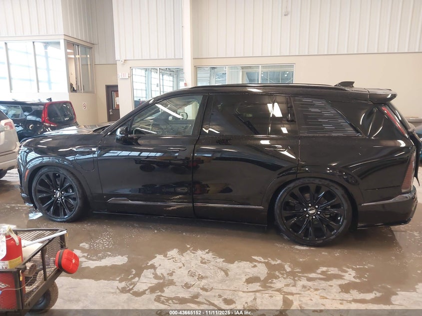 2026 Cadillac Vistiq Platinum VIN: 1GYC3RML5TZ711569 Lot: 43665152