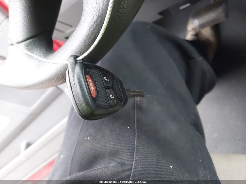 2008 Dodge Ram 1500 St/Sxt VIN: 1D7HA18K28J206511 Lot: 43665169