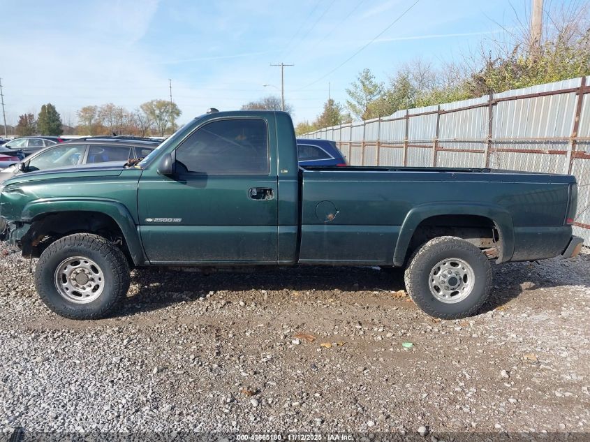 2005 Chevrolet Silverado 2500Hd Work Truck VIN: 1GCHC24U75E132413 Lot: 43665180