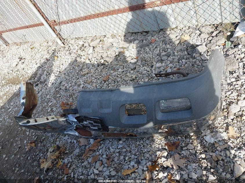 2005 Chevrolet Silverado 2500Hd Work Truck VIN: 1GCHC24U75E132413 Lot: 43665180