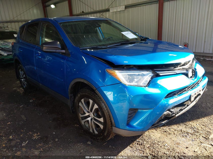 2018 TOYOTA RAV4 LE - JTMBFREV7JJ257197