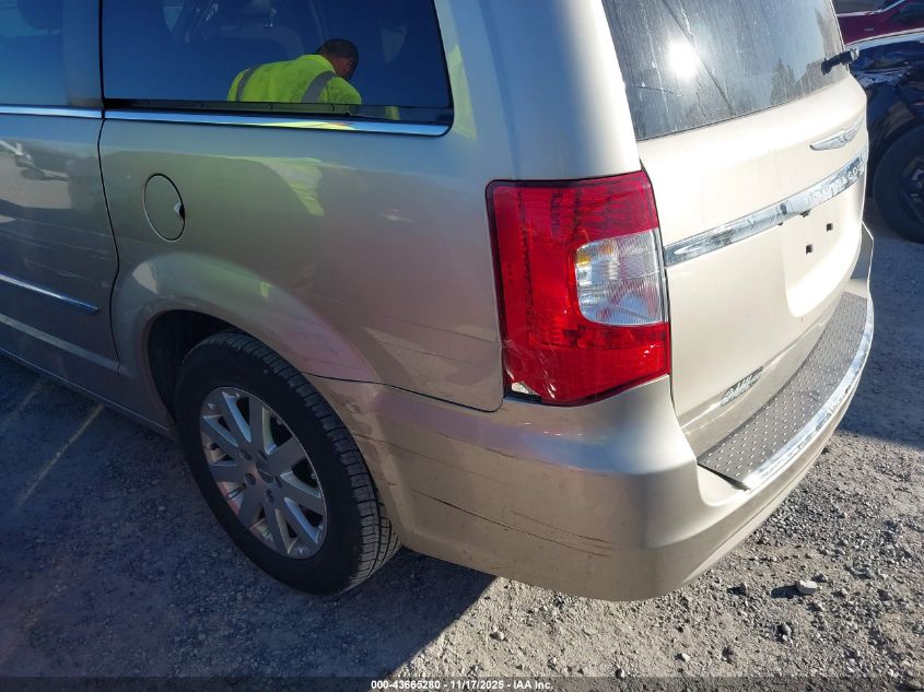 2013 Chrysler Town & Country Touring VIN: 2C4RC1BG2DR670207 Lot: 43665280