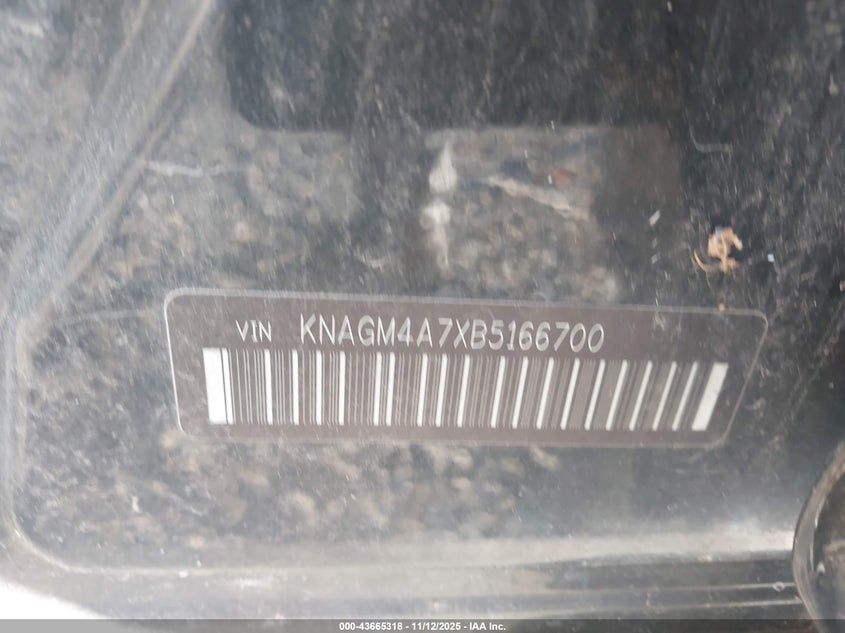 KNAGM4A7XB5166700 2011 KIA OPTIMA photo no. 9