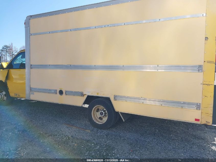 2006 GMC Savana Cutaway Work Van VIN: 1GDHG31UX61902851 Lot: 43665328