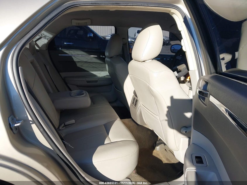 2009 Chrysler 300 Touring VIN: 2C3LA53V79H551022 Lot: 43665331