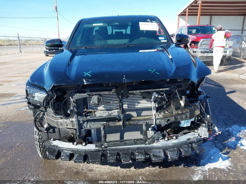 2025 TOYOTA TACOMA TRD OFF ROAD 3TMLB5JN1SM101286