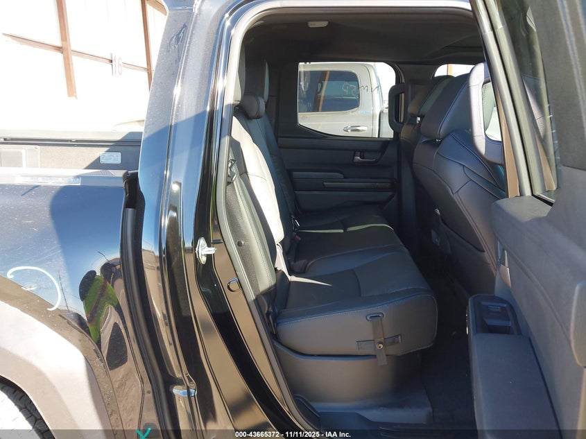 2025 TOYOTA TACOMA TRD OFF ROAD 3TMLB5JN1SM101286