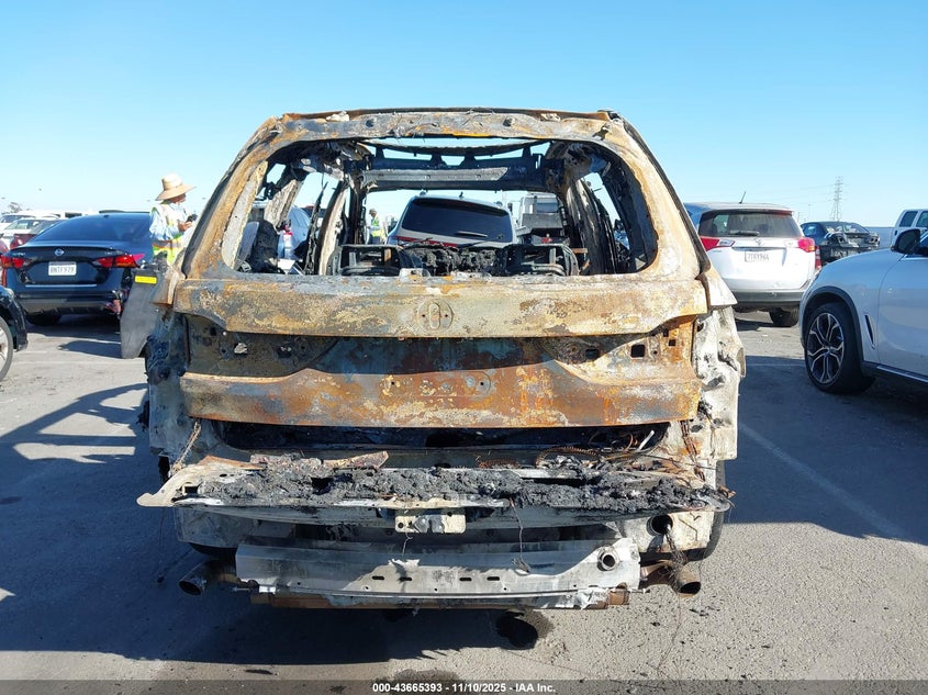 2024 BMW X7 xDrive40I VIN: 5UX23EM00R9T77331 Lot: 43665393