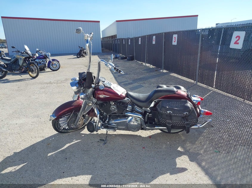 2014 Harley-Davidson Flstc Heritage Softail Classic VIN: 1HD1BWV19EB022463 Lot: 43665403