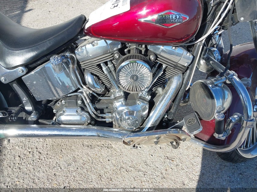 2014 Harley-Davidson Flstc Heritage Softail Classic VIN: 1HD1BWV19EB022463 Lot: 43665403