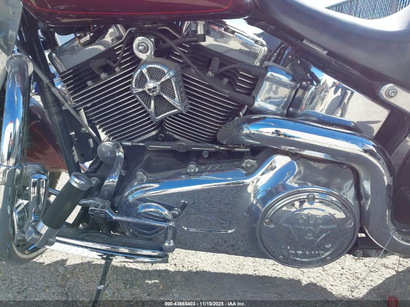 2014 Harley-Davidson Flstc Heritage Softail Classic VIN: 1HD1BWV19EB022463 Lot: 43665403