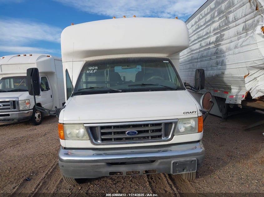 2006 Ford E-350 Cutaway VIN: 1FDWE35L36DA83369 Lot: 43665413