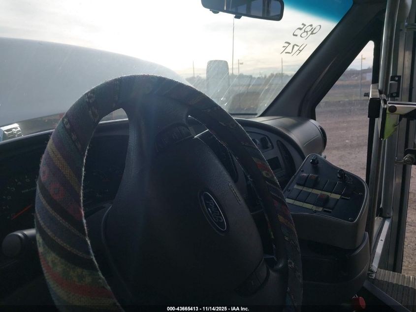 2006 Ford E-350 Cutaway VIN: 1FDWE35L36DA83369 Lot: 43665413