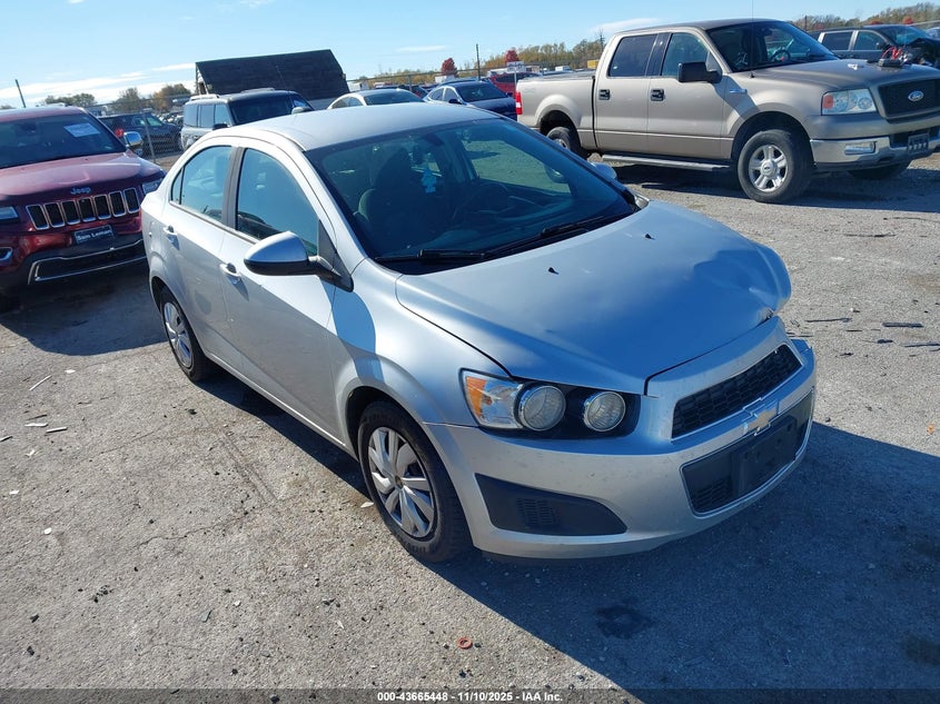 CHEVROLET SONIC LS AUTO