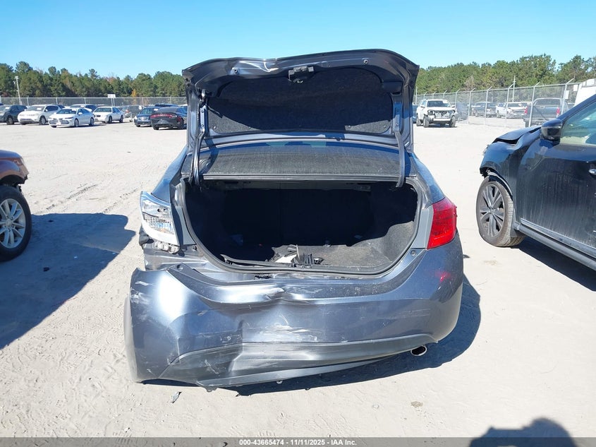 2019 TOYOTA COROLLA SE - 5YFBURHE6KP911914