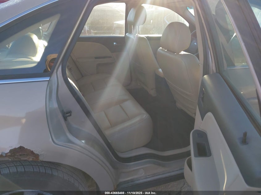 2008 Ford Taurus Sel VIN: 1FAHP27W08G106686 Lot: 43665488