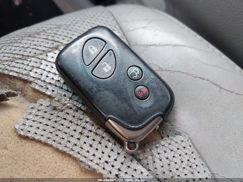 2T2BK1BA3AC047752 2010 LEXUS RX photo no. 11