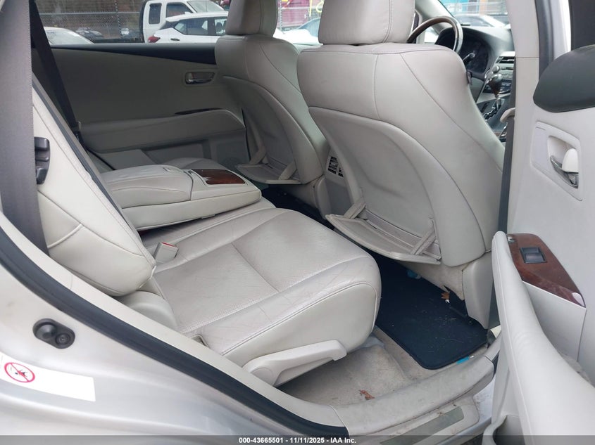 2T2BK1BA3AC047752 2010 LEXUS RX photo no. 8