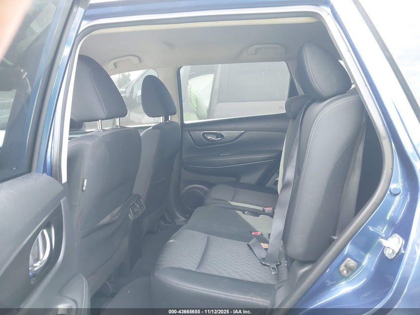 2018 Nissan Rogue S VIN: KNMAT2MT8JP527823 Lot: 43665655