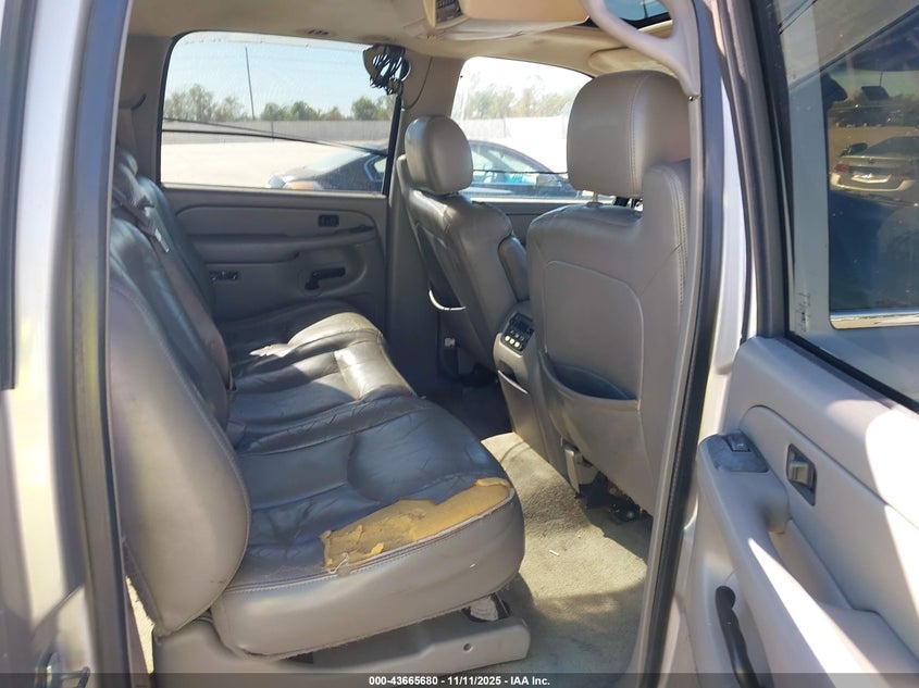 2004 Chevrolet Suburban 1500 Lt VIN: 3GNEC16Z74G306422 Lot: 43665680