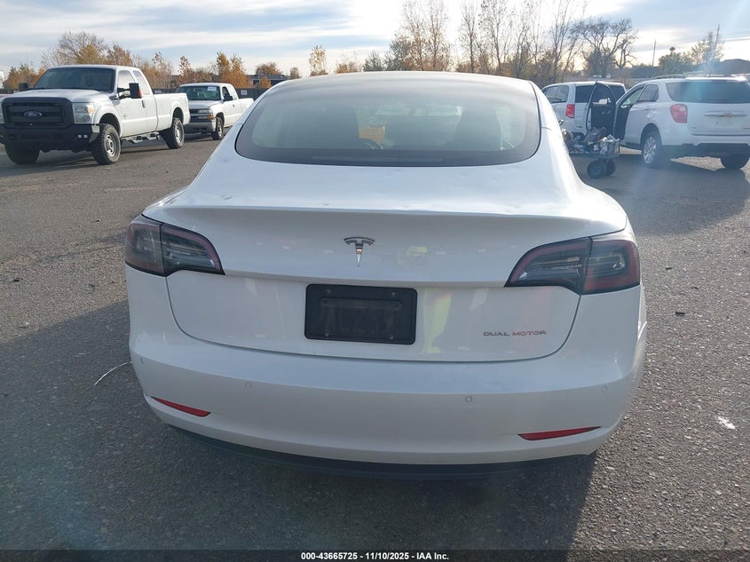 2022 Tesla Model 3 Long Range Dual Motor All-Wheel Drive VIN: 5YJ3E1EB0NF194746 Lot: 43665725