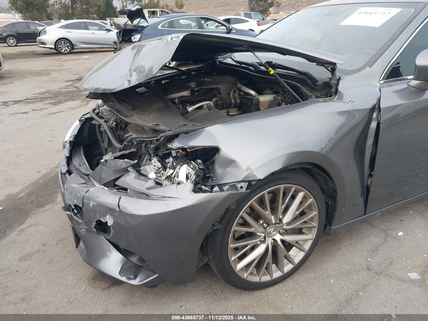 2016 Lexus Is 200T VIN: JTHBA1D27G5023438 Lot: 43665737
