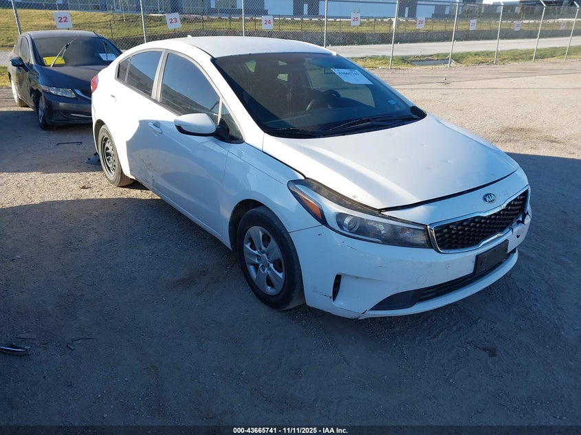2017 KIA FORTE LX - 3KPFK4A71HE069760