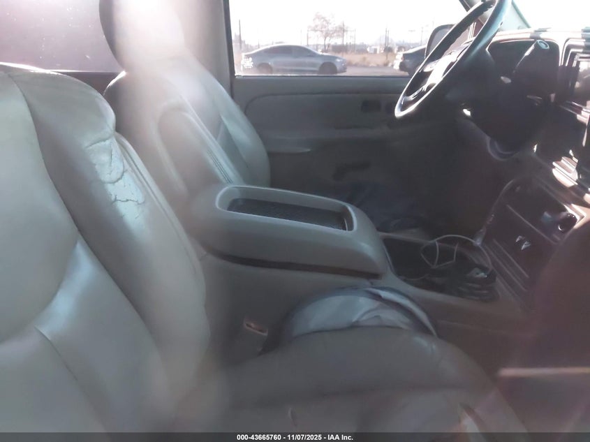 1GKEC13T45R147521 2005 GMC YUKON photo no. 5