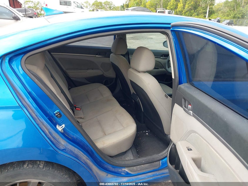 5NPD84LF7JH368519 2018 HYUNDAI ELANTRA photo no. 8