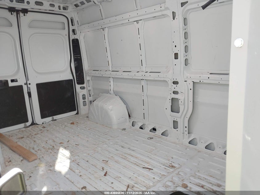 2025 Ram Promaster 2500 Tradesman High Roof 159 Wb W/Pass Seat VIN: 3C6LRVDG1SE556116 Lot: 43665820