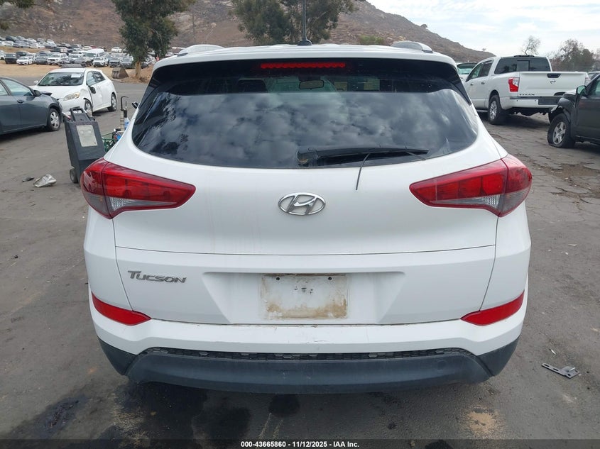 KM8J33A48HU383376 2017 HYUNDAI TUCSON photo no. 15