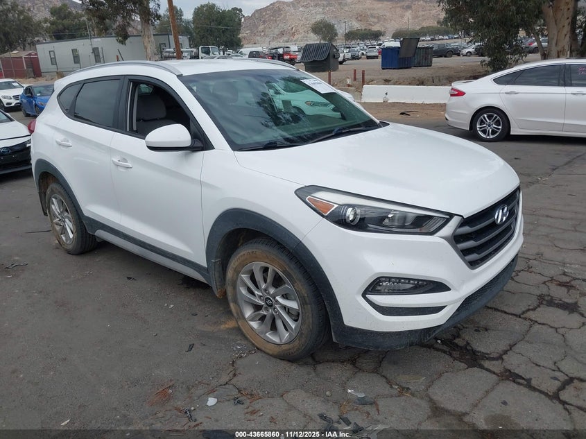 KM8J33A48HU383376 2017 HYUNDAI TUCSON photo no. 23
