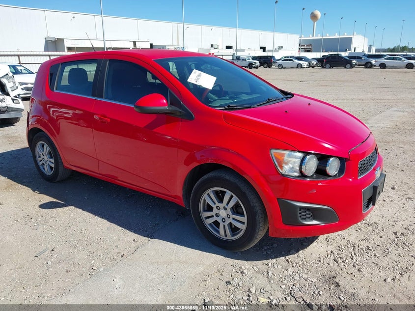 CHEVROLET SONIC LT AUTO
