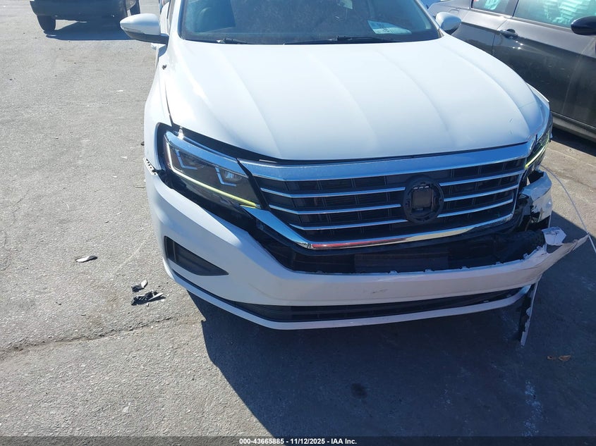 2022 VOLKSWAGEN PASSAT 2.0T SE 1VWSA7A32NC007042