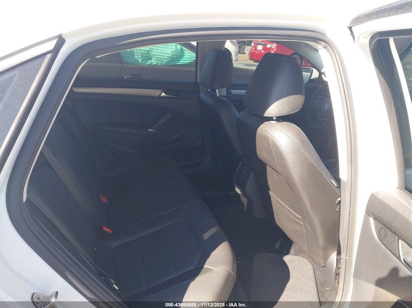 2022 VOLKSWAGEN PASSAT 2.0T SE 1VWSA7A32NC007042