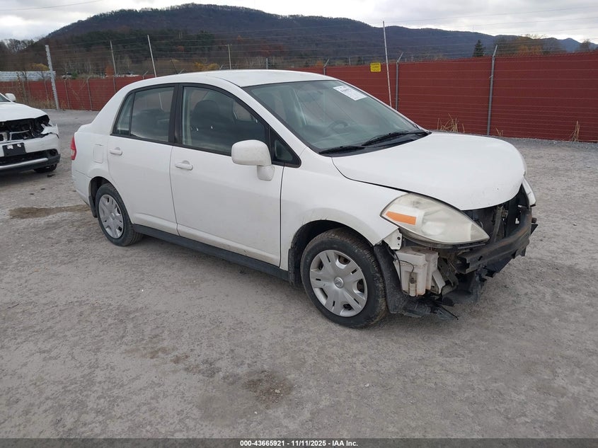 2011 Nissan Versa 1.8S VIN: 3N1BC1AP5BL412053 Lot: 43665921